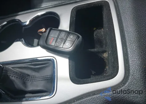 2019 Jeep Grand Cherokee Altitude 4X4 из США, поврежденный, VIN 1C4RJFAG8KC666043